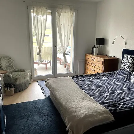 Modern 1 Bedroom, Large Living , Free Parking * Avenches