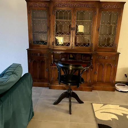 Modern 1 Bedroom, Large Living , Free Parking Apartmán *