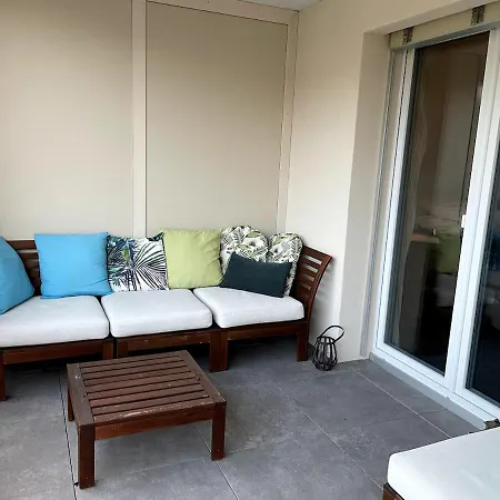 Modern 1 Bedroom, Large Living , Free Parking * Avenches
