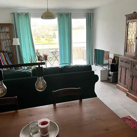 Apartmán Modern 1 Bedroom, Large Living , Free Parking *